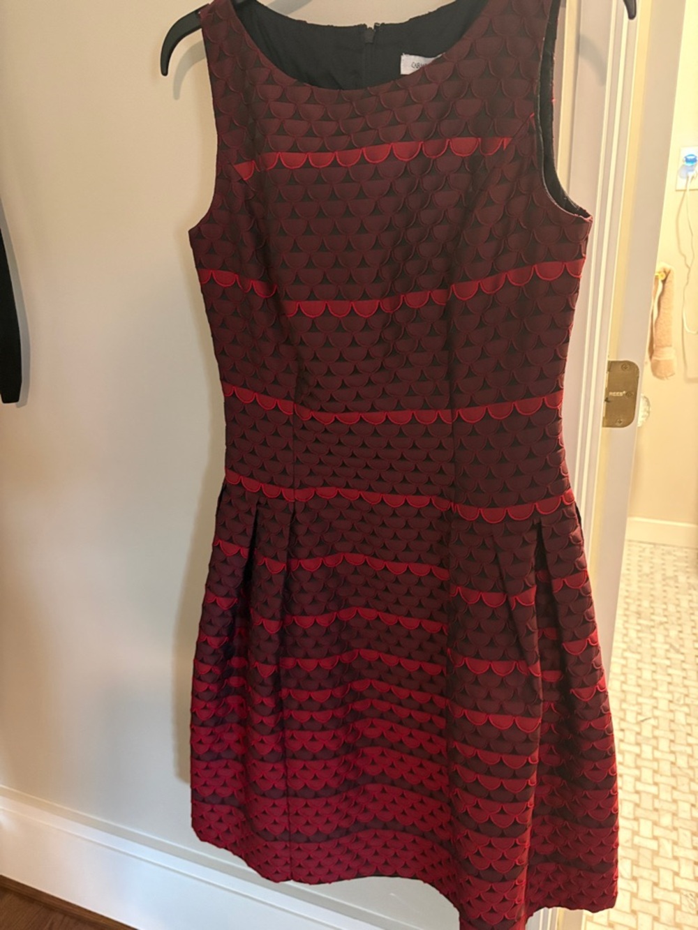 Carmen Marc Valvo Burgundy and Red Textured Fit-and-Flare Midi Dress